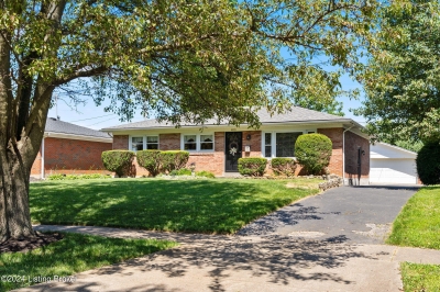 4221 Blossomwood Drive, Louisville, KY