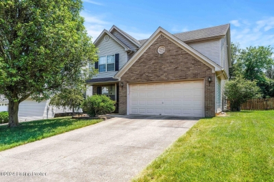 9730 Hunting Ground Court, Louisville, KY