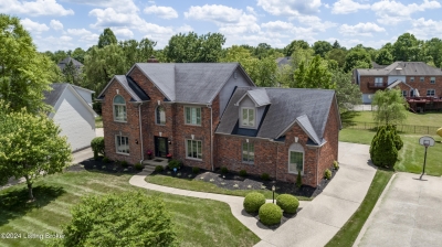 909 Woodland Heights Drive, Louisville, KY