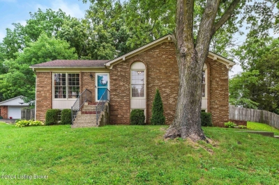 7809 Mary Sue Drive, Louisville, KY