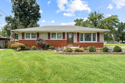 6335 Hunters Grove Road, Louisville, KY