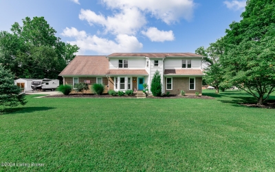 3900 Carriage Hill Drive, Crestwood, KY