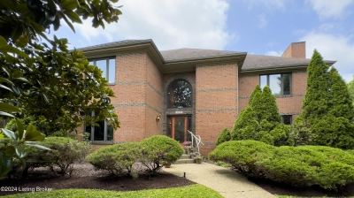 2608 Ballantrae Circle, Louisville, KY