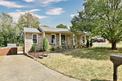 8816 High Point Circle, Louisville, KY