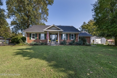 8117 Watterson Trail, Louisville, KY