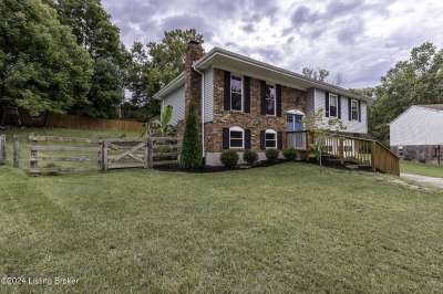 9216 Woodreed Court, Crestwood, KY