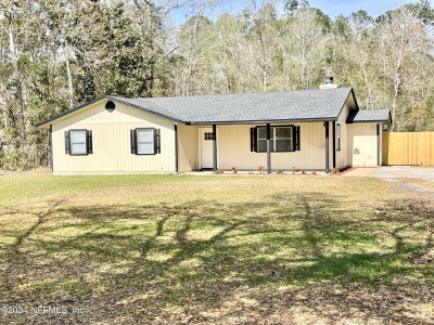 2765 Russell Road, Green Cove Springs, FL