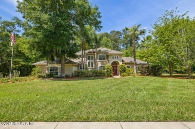 2672 Country Side Drive, Fleming Island, FL