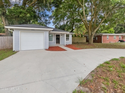 2440 Cesery Boulevard, Jacksonville, FL