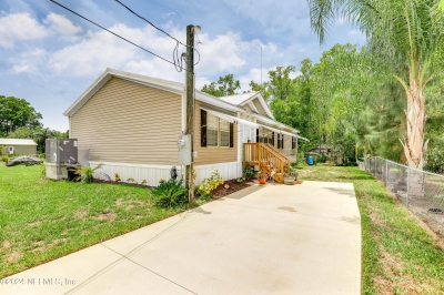 547 Jack Lane, Satsuma, FL