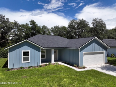 143 Swans Nest Circle, Melrose, FL