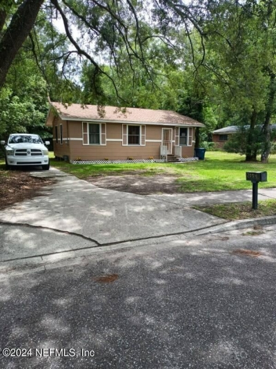 2074 W 40th Street, Jacksonville, FL