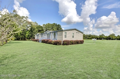 6835 James Britt Road, Glen St. Mary, FL