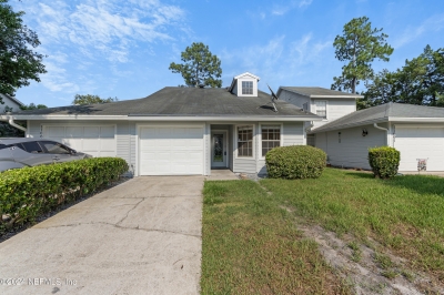 11089 Wandering Oaks Drive, Jacksonville, FL