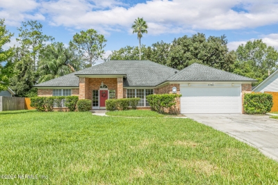 2760 Canyon Falls Drive, Jacksonville, FL