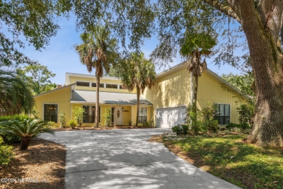 1564 Chelsea Place, Orange Park, FL