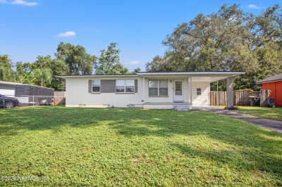 7463 Skye Drive, Jacksonville, FL