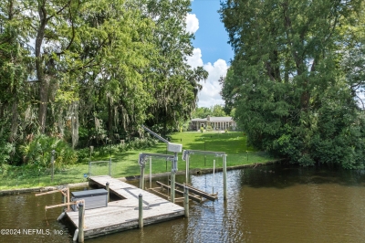 2441 Captain Court, Jacksonville, FL