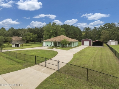 4072 Country Meadows Drive, Middleburg, FL