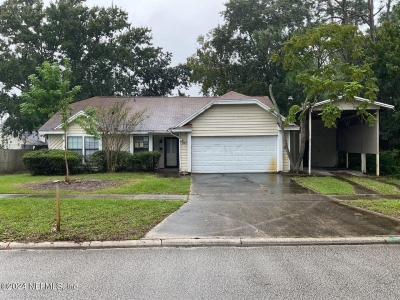 210 Naugatuck Drive, Jacksonville, FL