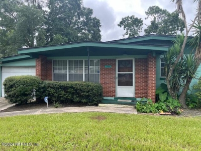 2448 Drake Avenue, Jacksonville, FL