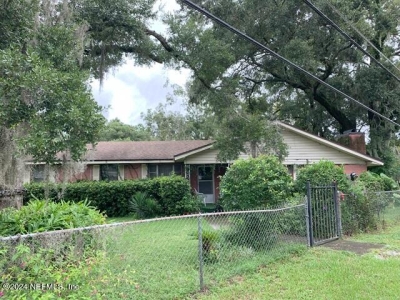 7503 Mclaurin Road, Jacksonville, FL