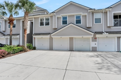 7063 Deer Lodge Circle, Jacksonville, FL