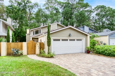 5492 Mariners Cove Drive, Jacksonville, FL