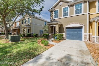 13344 Solar Drive, Jacksonville, FL