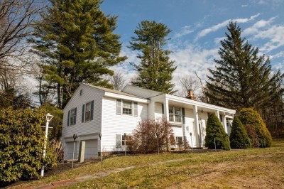 18 Colonial Drive, Bedford, NH 