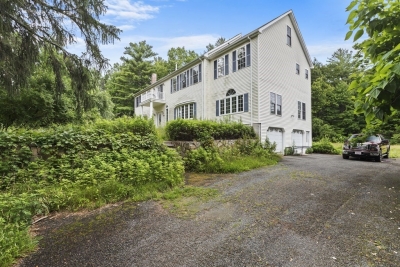 24 Bates Street, Mendon, MA