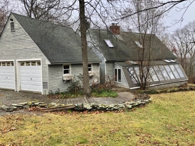 28 Partridge Hill Road, Dudley, MA 
