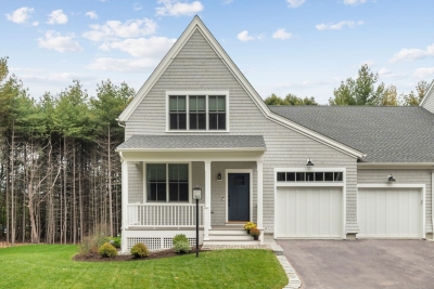 19 Wolcott Woods Lane, Milton, MA