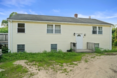 90 Hedges Pond Road, Plymouth, MA