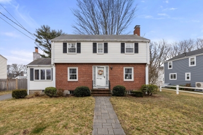 29 Dickens Street, Quincy, MA 