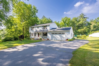 112 Old County Road, Lancaster, MA