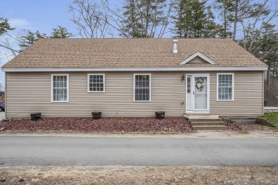 109 Chases Grove Road, Derry, NH 