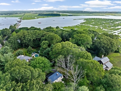 208 Damons Point Road, Marshfield, MA 