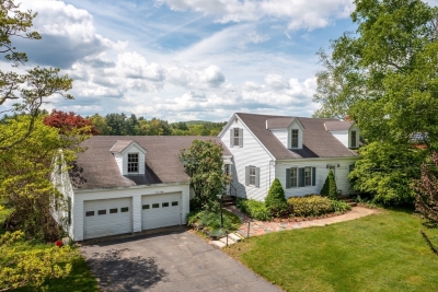 98 Park Hill Road, Easthampton, MA