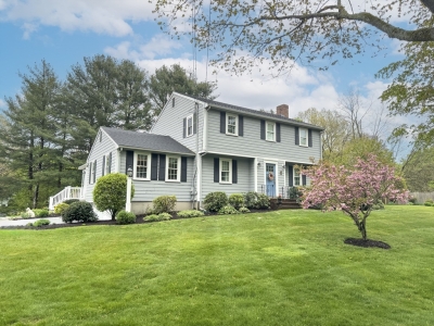 60 Old County Road, Hingham, MA