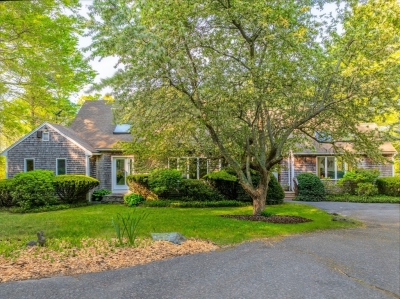15 West Long Pond Road, Plymouth, MA