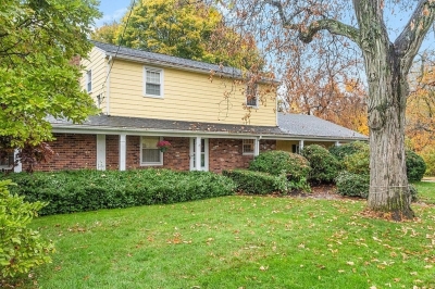 64 Old Hickory Road, Lancaster, MA