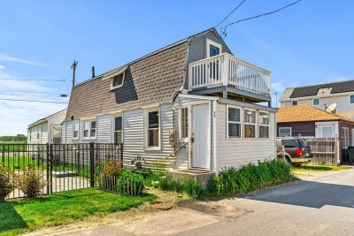 25 Old Town Way, Salisbury, MA