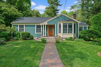 35 Old Meeting House Lane, Norwell, MA