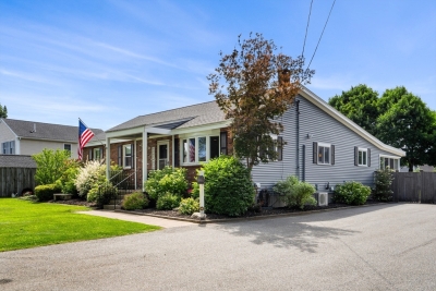 35 Lynn Street, Peabody, MA