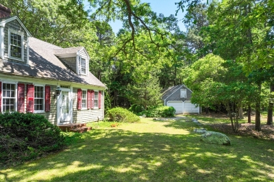 318 Sippewissett Road, Falmouth, MA
