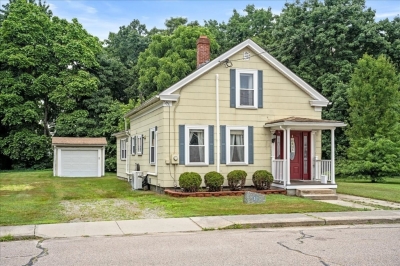 32 Goddard Street, Blackstone, MA