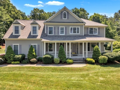51 Tanglewood Road, Amherst, MA