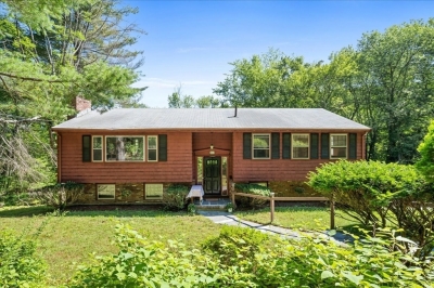 352 Hill Road, Boxborough, MA