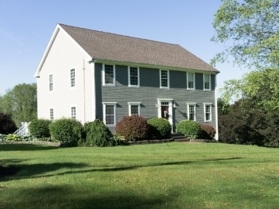 57 Perry Hill Road, Acushnet, MA